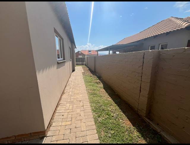 3 BEDROOM HOUSE FOR SALE IN WATERKLOOF